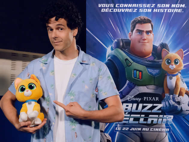 Buzz l'Eclair: the French version with the voices of François Civil, Michaël Gregorio, Tomer Sisley and Chantal Ladesou